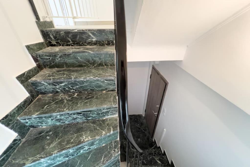 Spacious Penthouse Near Downtown Athen Eksteriør bilde